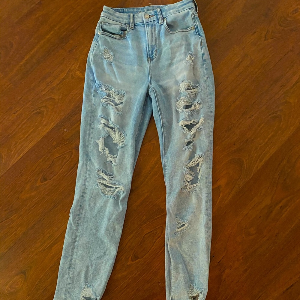Brand new never worn mom jeans